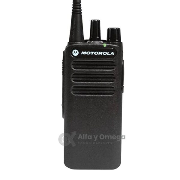 Radio Motorola DEP250 en almacén: resistencia IP54 y 16 canales programables